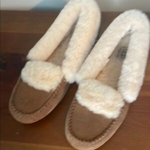 UGG Cream and Tan Slippers with Plush Lining
